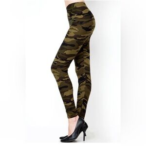 NWT! Camouflage Butter Soft High Waist Comfy Quality Leggings